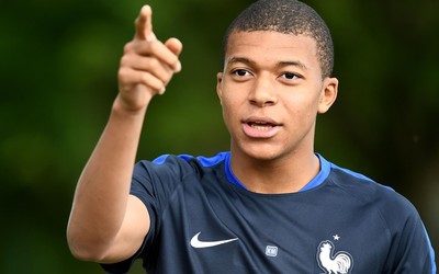 ROR电竞快讯-丁丁的传球让比赛变简单