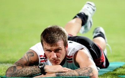 ROR电竞精华-从马竞到拜仁卢卡斯的成长轨迹